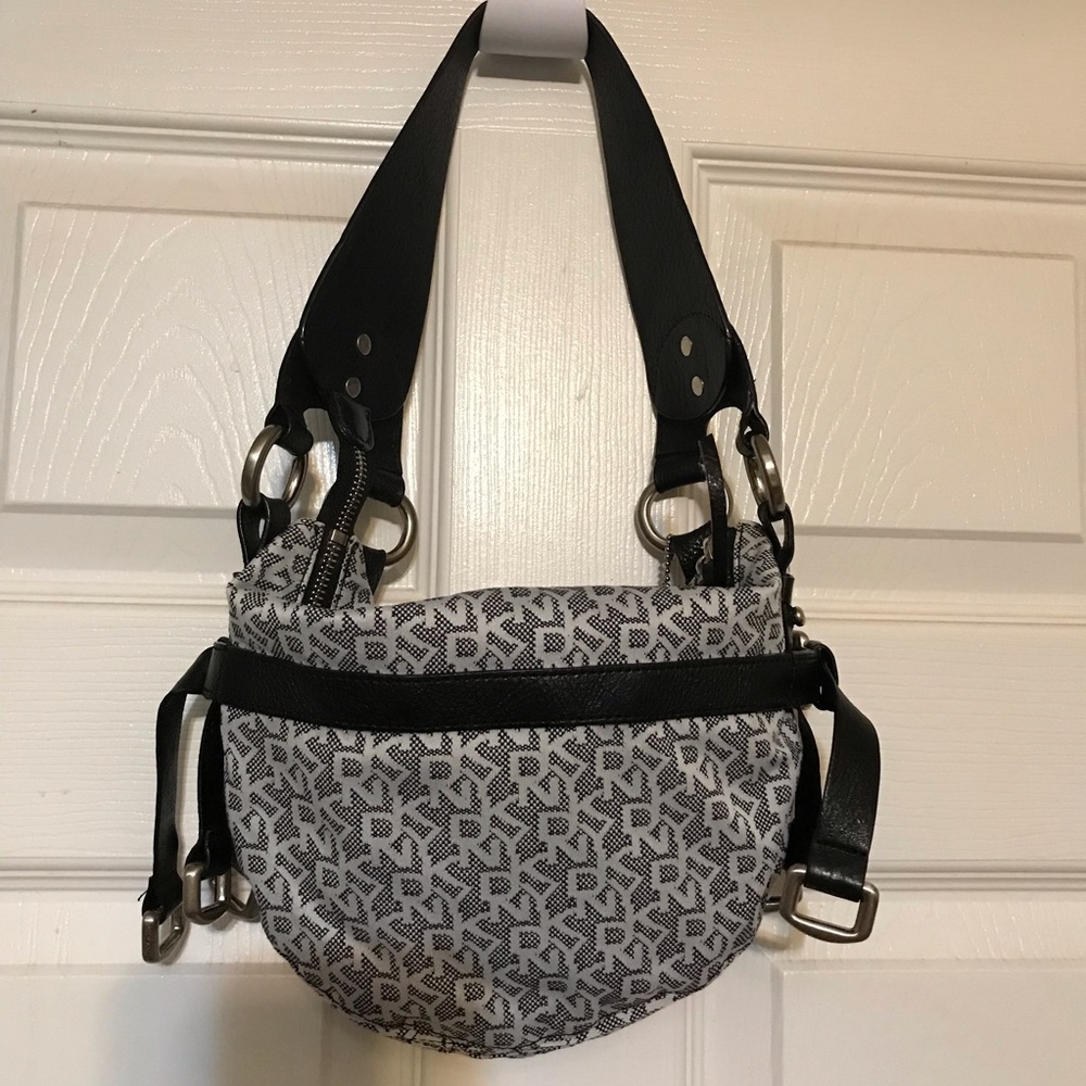 DKNY Baguette dough bag with monogram with genuine leather belts - Picture 5 of 9